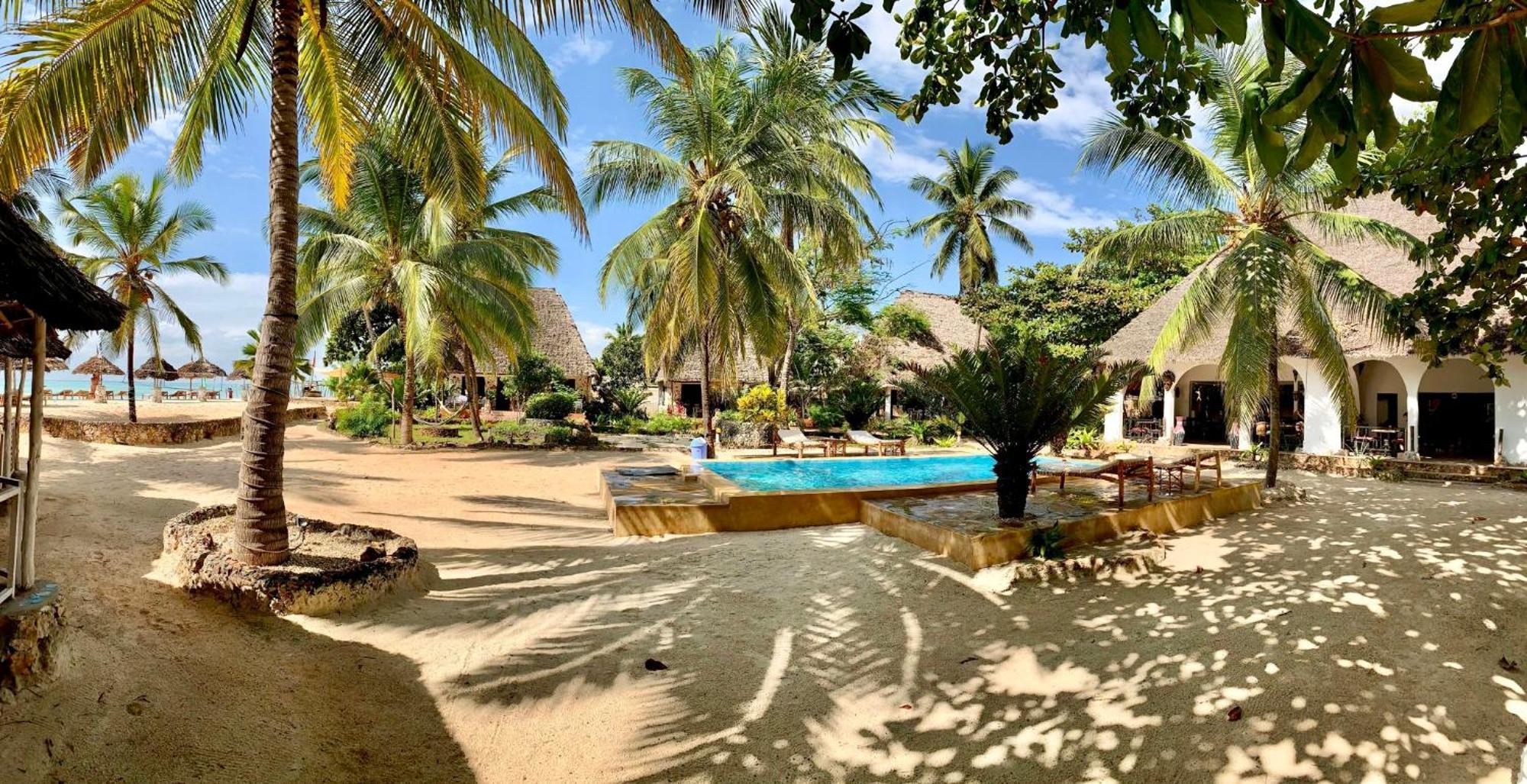Mambo Ocean Hotell 4*