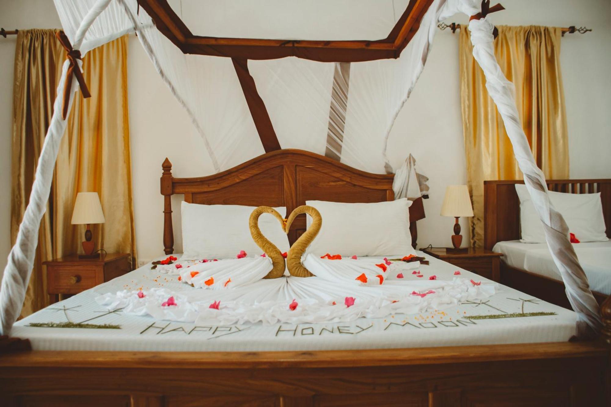Mambo Ocean Hotell